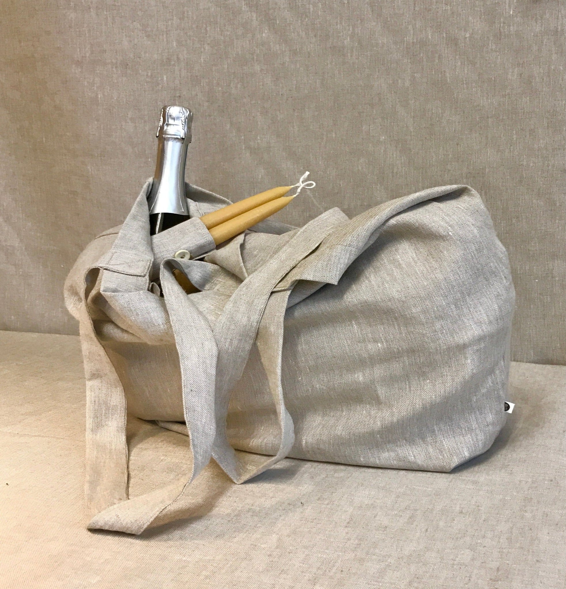 Large Linen Carrier